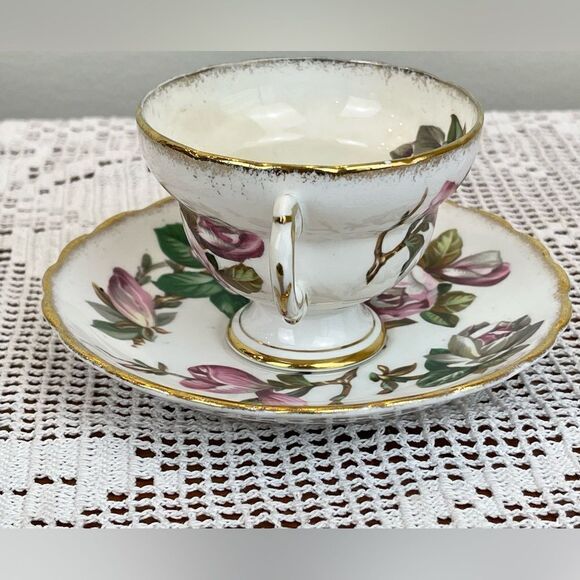 Vintage ROSINA Pink and White Magnolia Bone China footed Teacup & Saucer - Picture 11 of 12